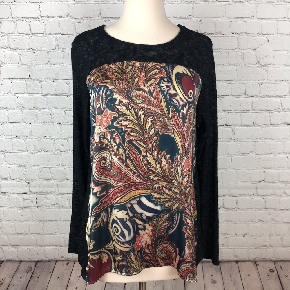 Bobeau Long Slv Top Blk w/Multi Color Front Sz M